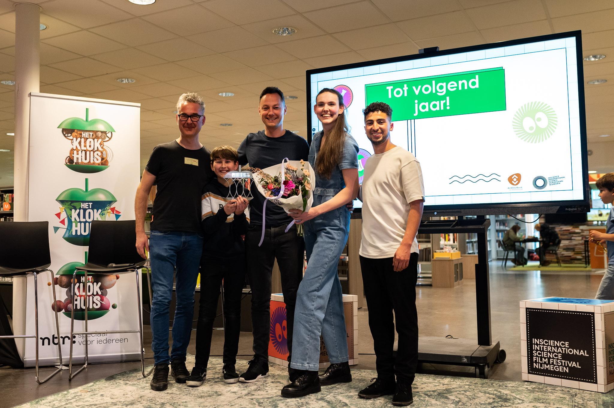 Onderzoek ‘Papa kan niet lopen, maar wel huppelen’ wint Klokhuis Wetenschapsprijs op filmfestival InScience